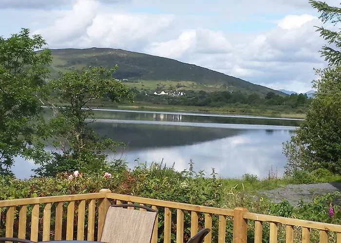 Сasa de vacaciones Lakeside House